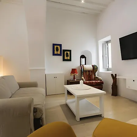 Christy's Three Level Luxury Mykonos Town