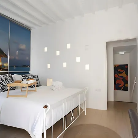 Christy's Three Level Luxury Сasa de vacaciones